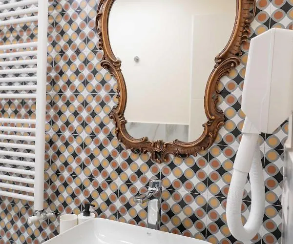 Ventaglieri 74 By Dimorra B&B 3*